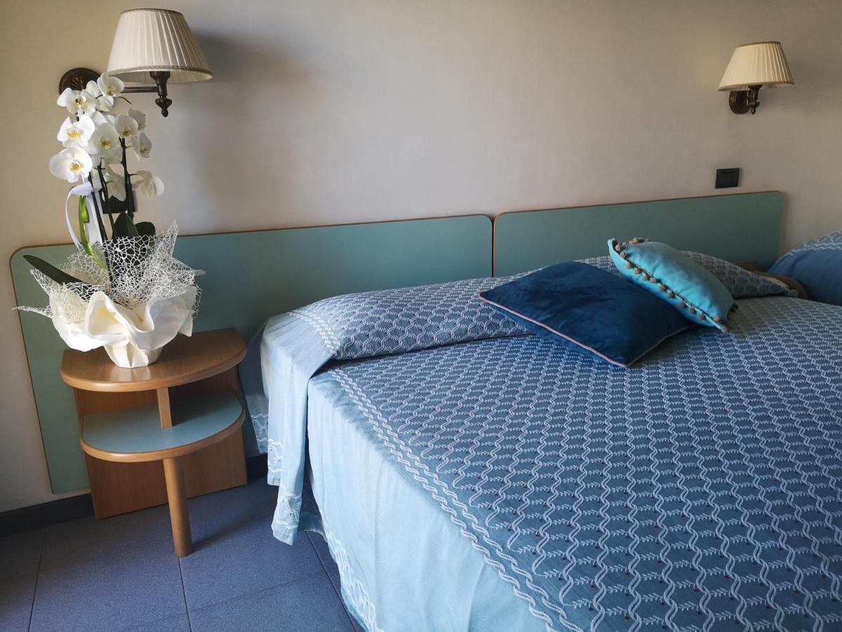 Hotel Alba Misano Adriatico Dış mekan fotoğraf